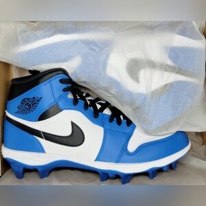 Nike Air Jordan 1 Mid TD Clests Sz 10 Men NIB